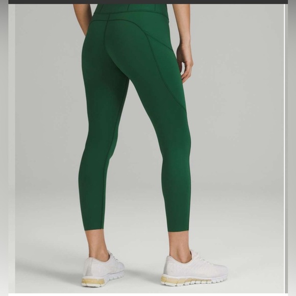 Lululemon Fast and Free High-Rise Tight 25" - Size 20 - Picture 16 of 16